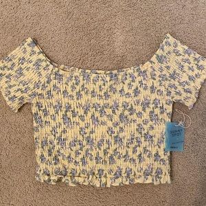 NWT Forever21 floral crop top